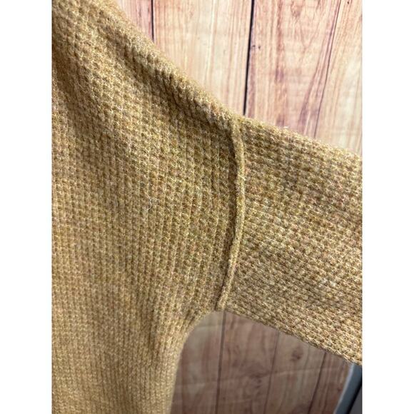 Free People FP Intimately Oversized Knit V Neck Sweater Tan Size XS/S New - Picture 3 of 5